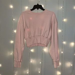 Cropped sweatshirt. Activewear. Pink.